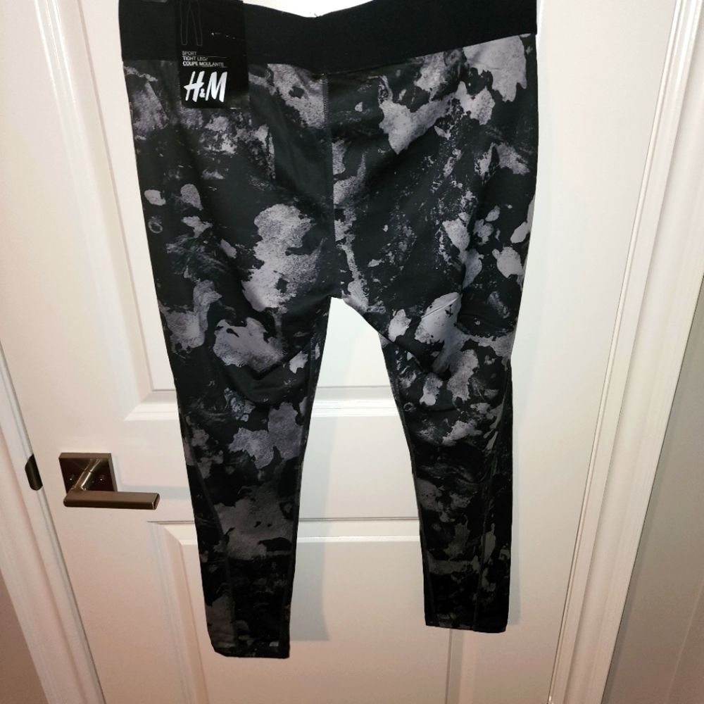 H&M TightLeg Leggings L